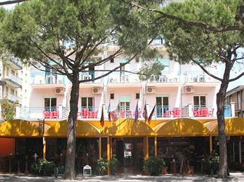Hotel Canova 1/24