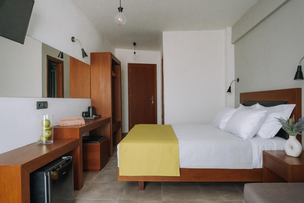 Amphitryon City Hotel 14/72