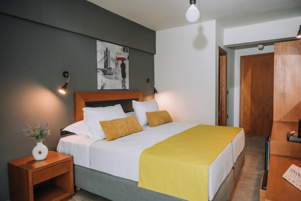 Amphitryon City Hotel 29/72