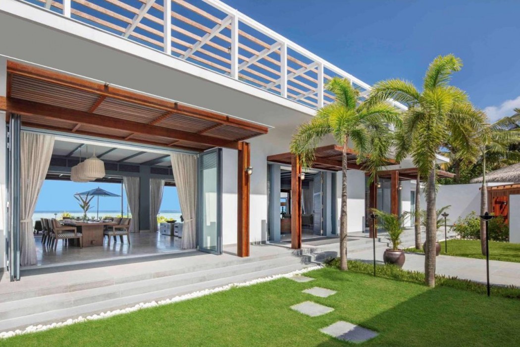 The Halcyon Private Isles Maldives 1/18