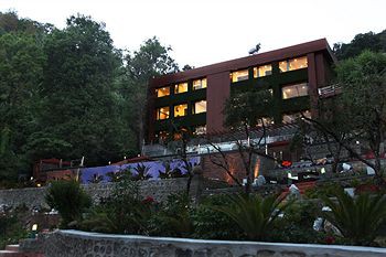 Aamari Resorts 1/51