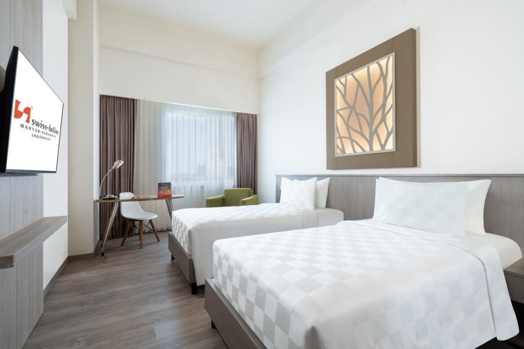 Swiss Belinn Manyar 24/75