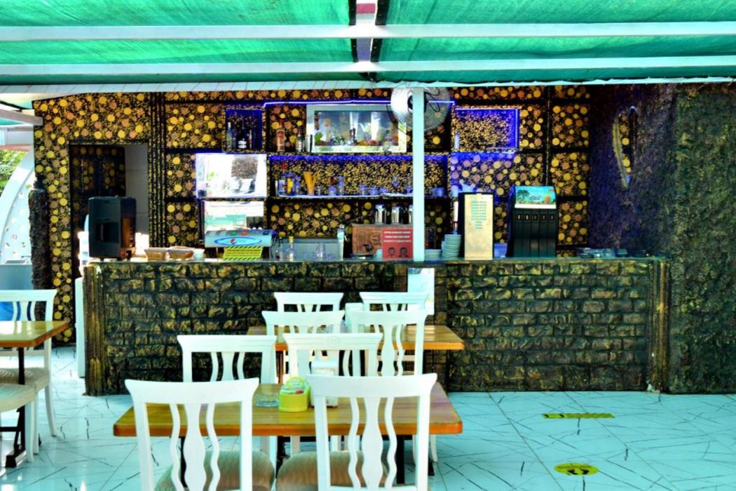 Aperion Beach Hotel 26/46