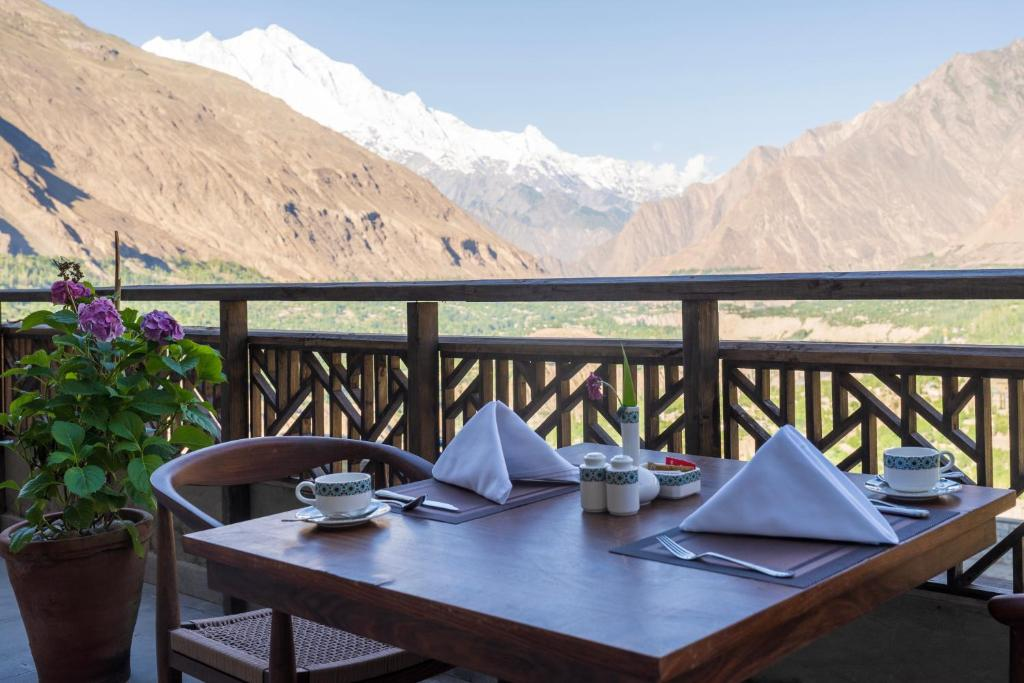 Hunza Serena Hotel 34/57