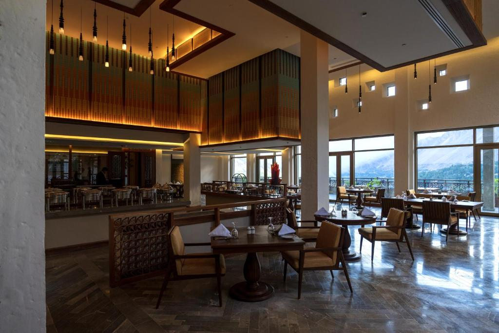 Hunza Serena Hotel 43/57