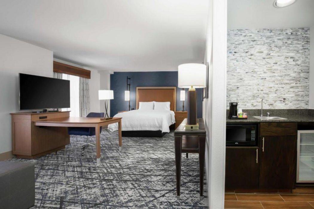 Hampton Inn & Suites Austin-Downtown 19/51