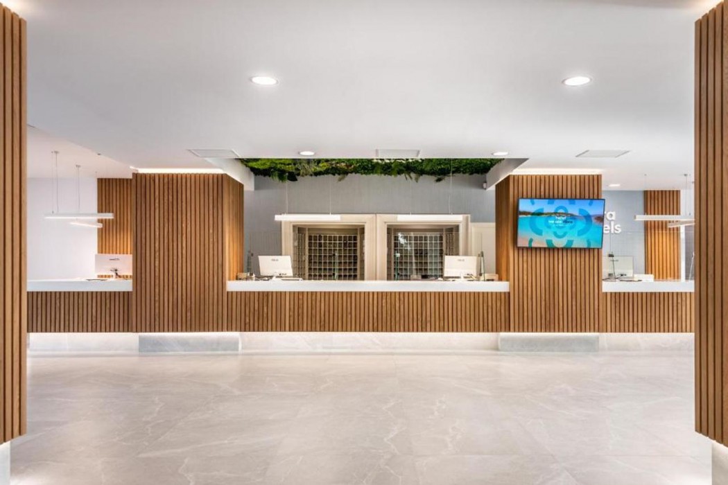 Hotel Vibra Beverly Playa 9/72
