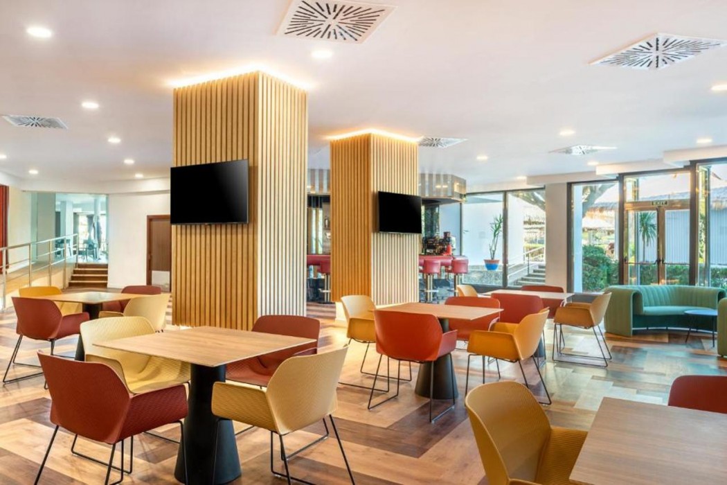 Hotel Vibra Beverly Playa 20/72
