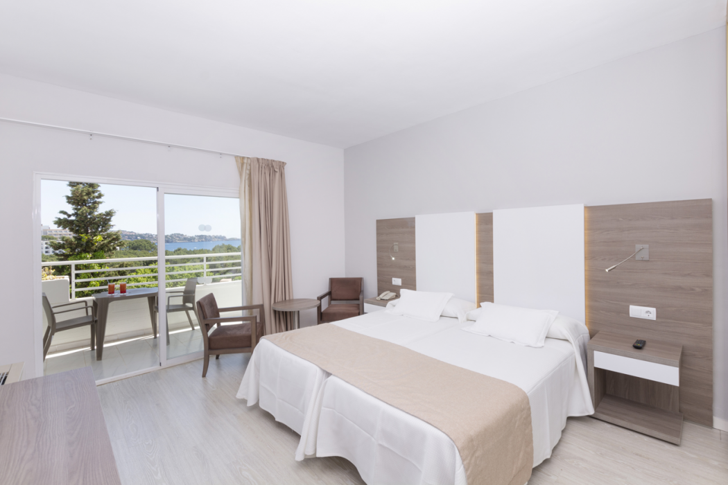 Mar Hotels Paguera and Spa 14/70