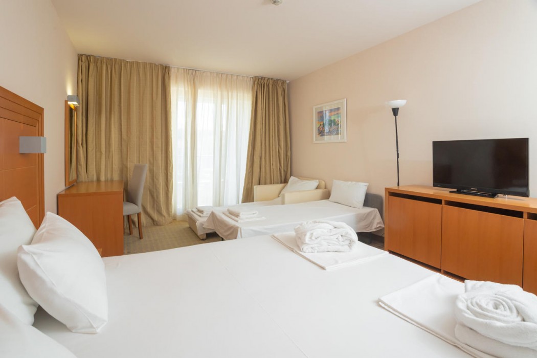 Family Hotel La Luna – All inclusive 11/79