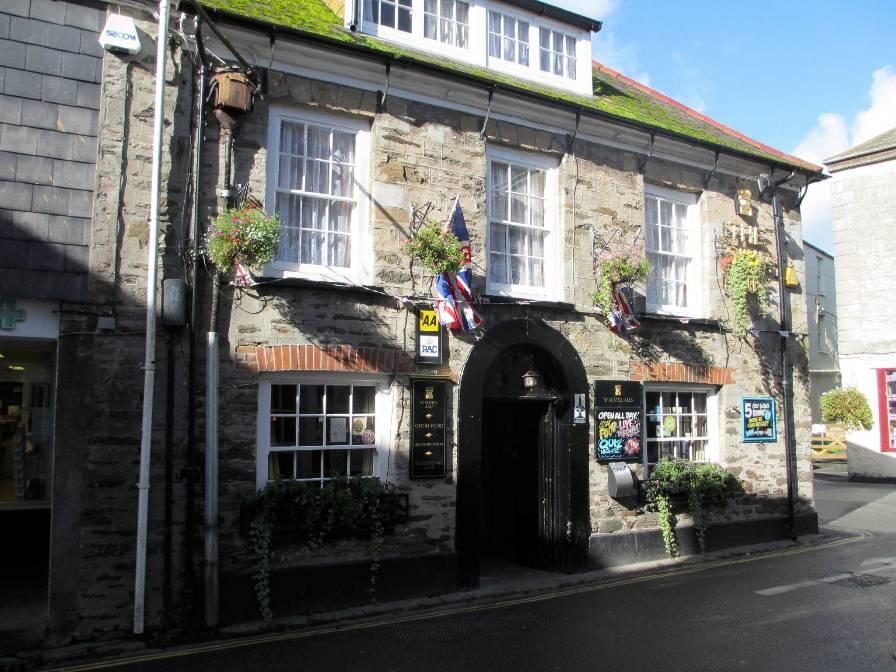 The Ship Inn 1/51