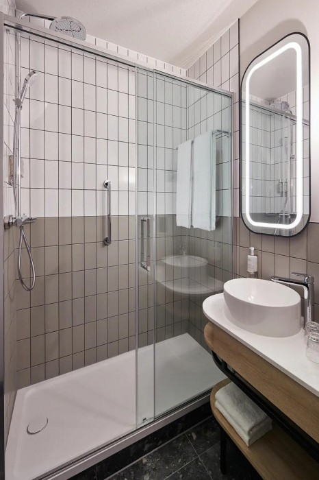 Leonardo Hotel Dublin Parnell Street 10/37