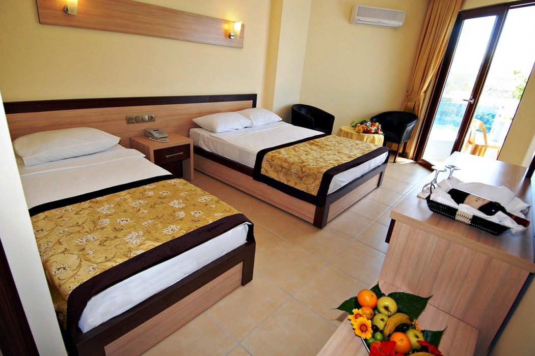 Caretta Beach Hotel 20/36