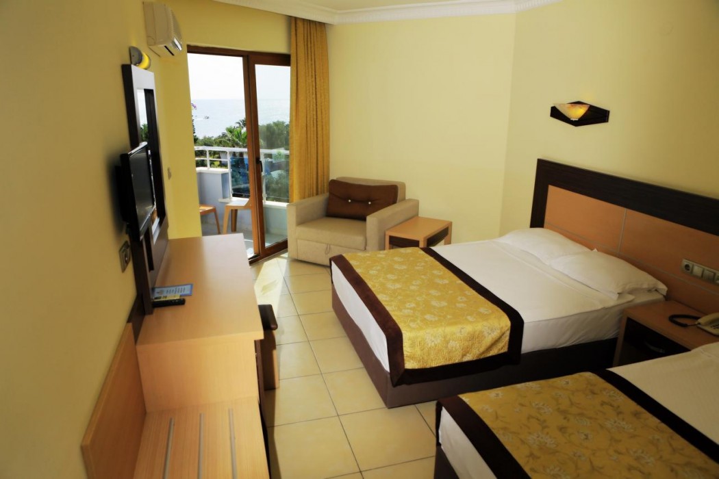 Caretta Beach Hotel 21/36