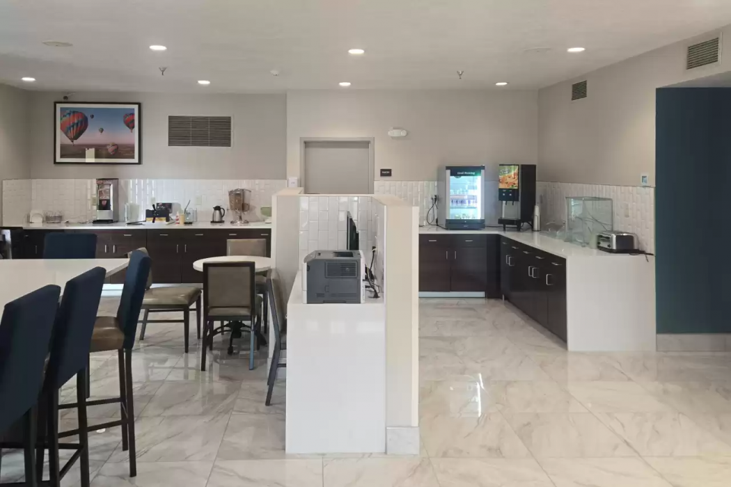 Quality Inn & Suites Sunport Airport Albuquerque 20/28