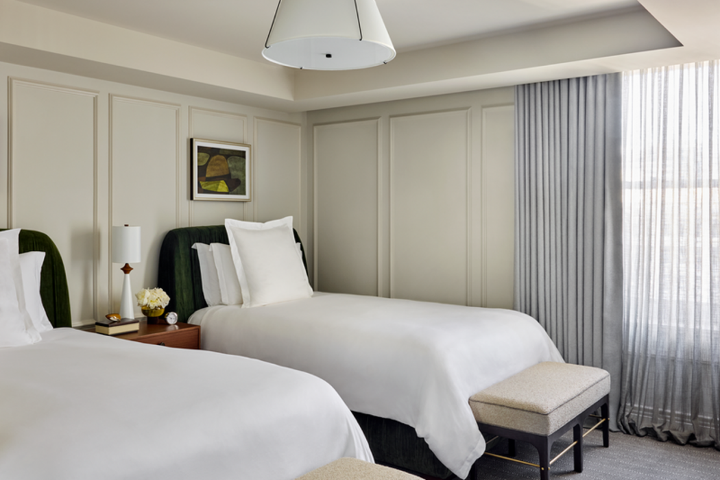 Rosewood Hotel Georgia 32/85
