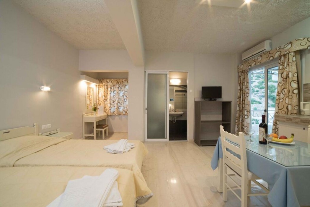 Pallada Apartment 6/23