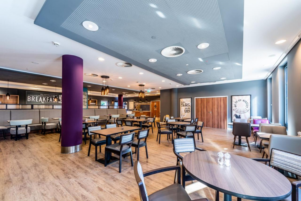 Premier Inn Dusseldorf City Centre 23/33