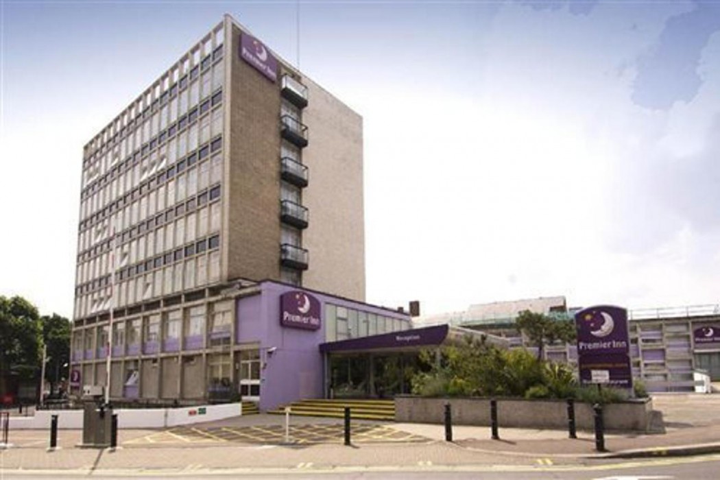 Premier Inn London Putney Bridge 1/30