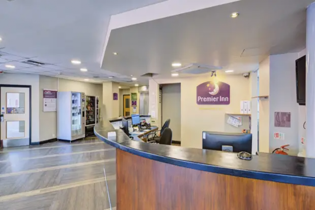 Premier Inn London Putney Bridge 8/30