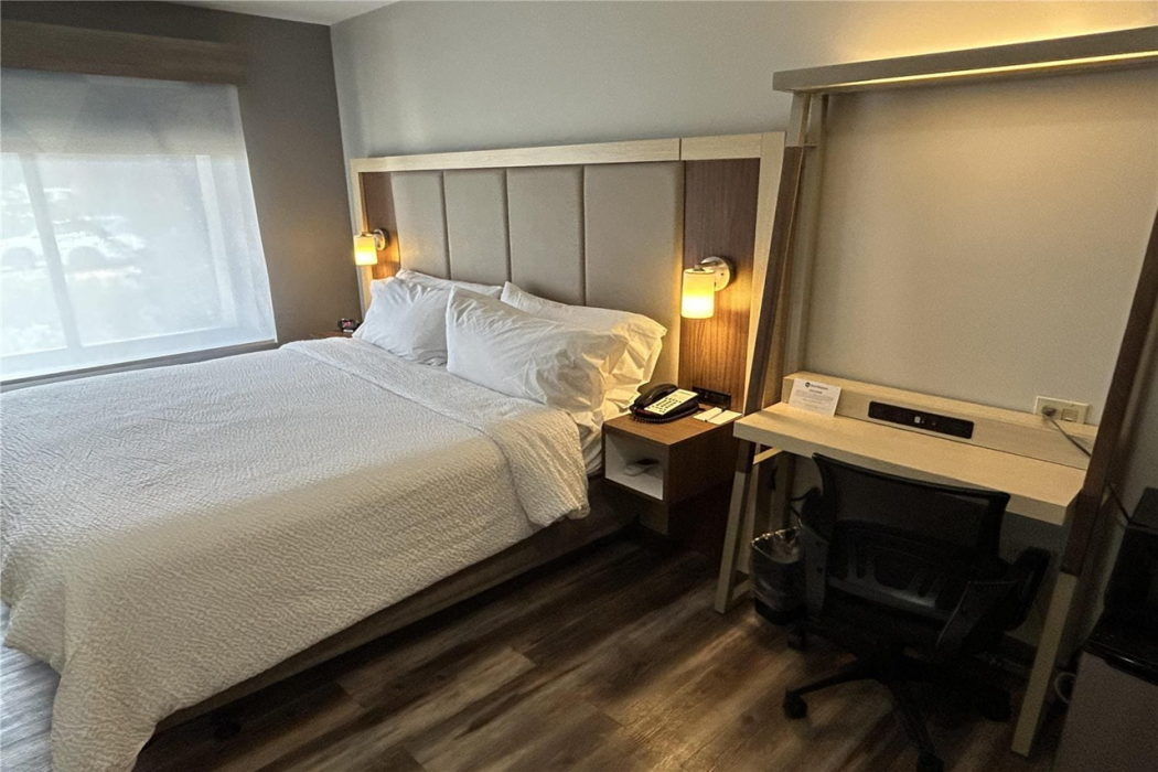 Best Western Roslyn-Long Island Hotel 10/17