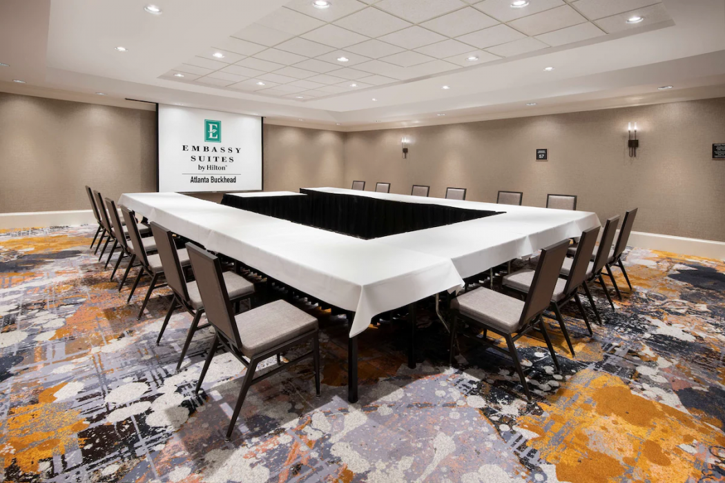 Embassy Suites Atlanta Buckhead 24/56