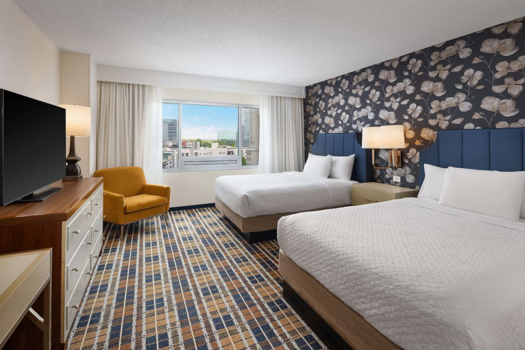 Embassy Suites Atlanta Buckhead 12/56