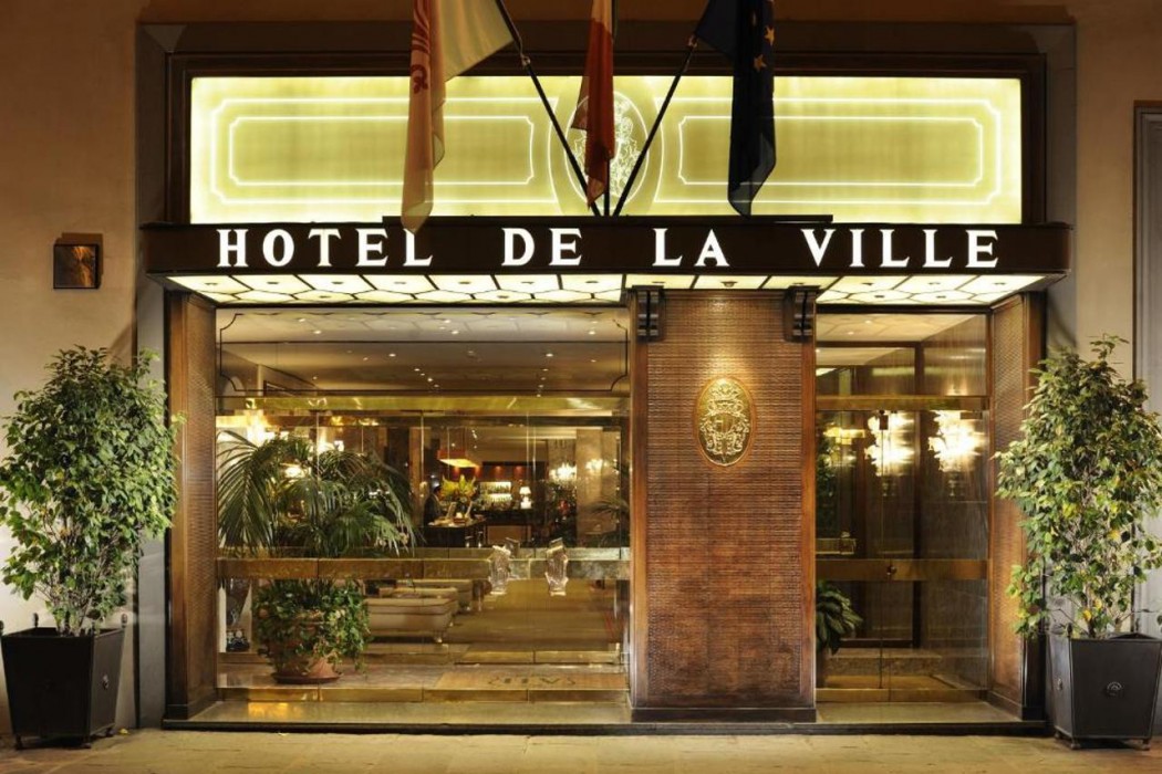 Hotel De La Ville 2/40