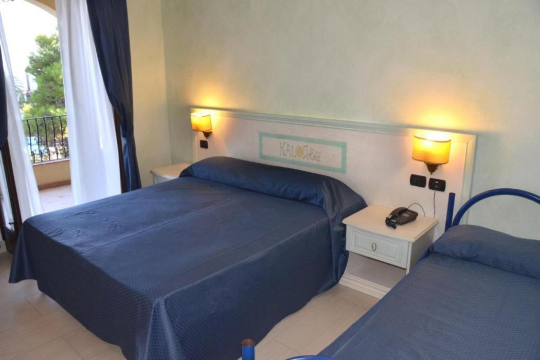 Room at Kalos, GIARDINI NAXOS