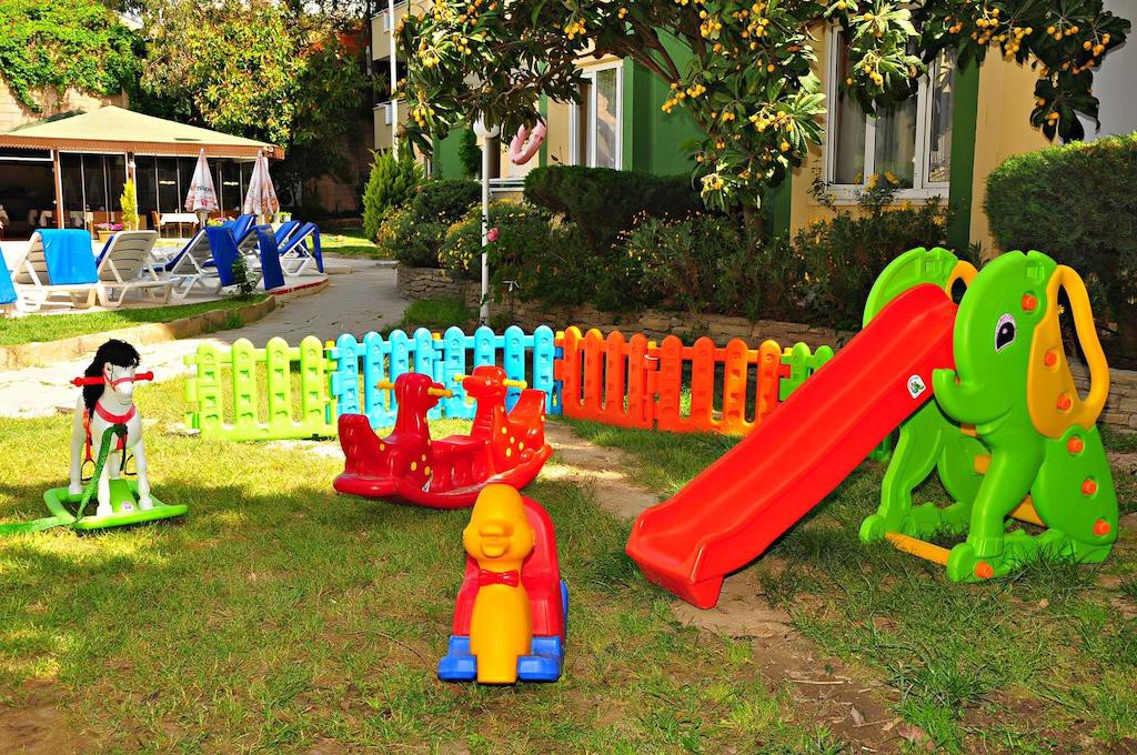 Melissa Garden Aparthotel 24/58