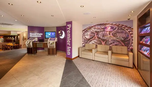 Premier Inn London Hammersmith (Ravenscourt Park) 6/32