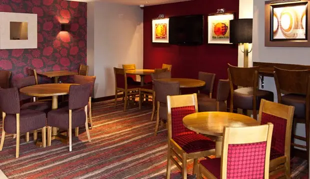 Premier Inn London Hanger Lane 19/34