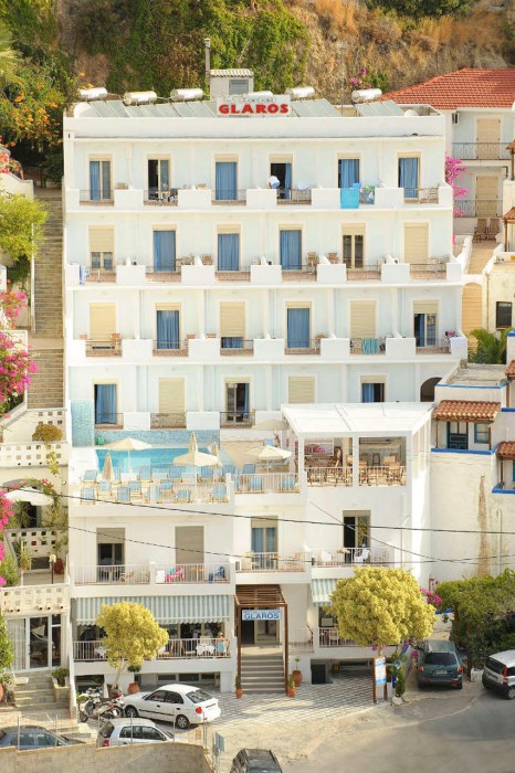 Glaros Hotel in Agios Vasileios