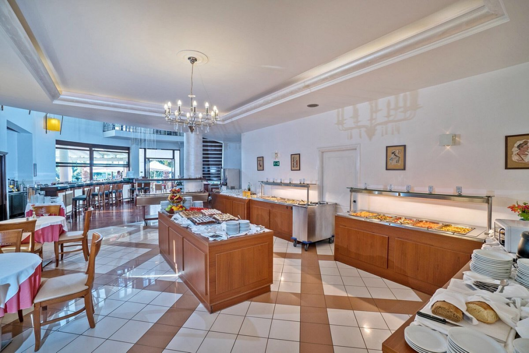 Delfina Boutique (ex Delfina Art) 46/86
