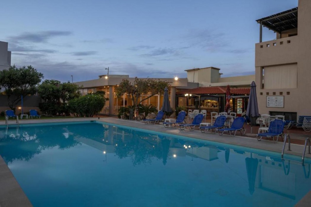 Creteco Hotel & Suites 45/72
