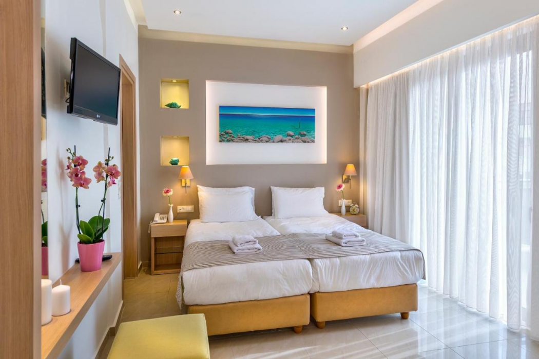 Leonidas Hotel & Apartments 13/63