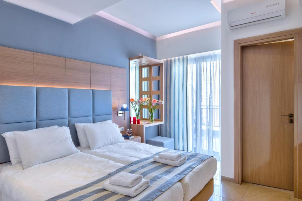 Leonidas Hotel & Apartments 12/63