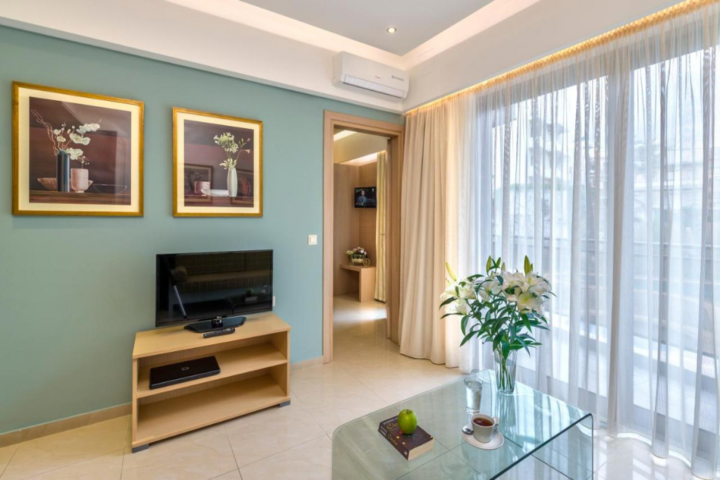 Leonidas Hotel & Apartments 10/63