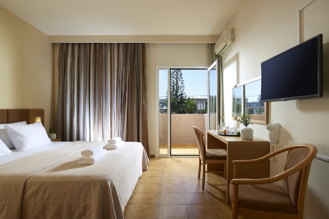 Malia Bay Beach Hotel And Bungalows 21/71