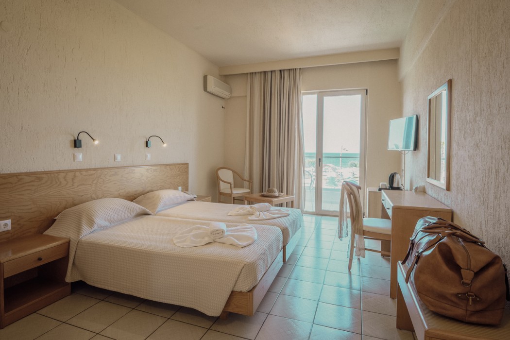 Malia Bay Beach Hotel And Bungalows 17/71