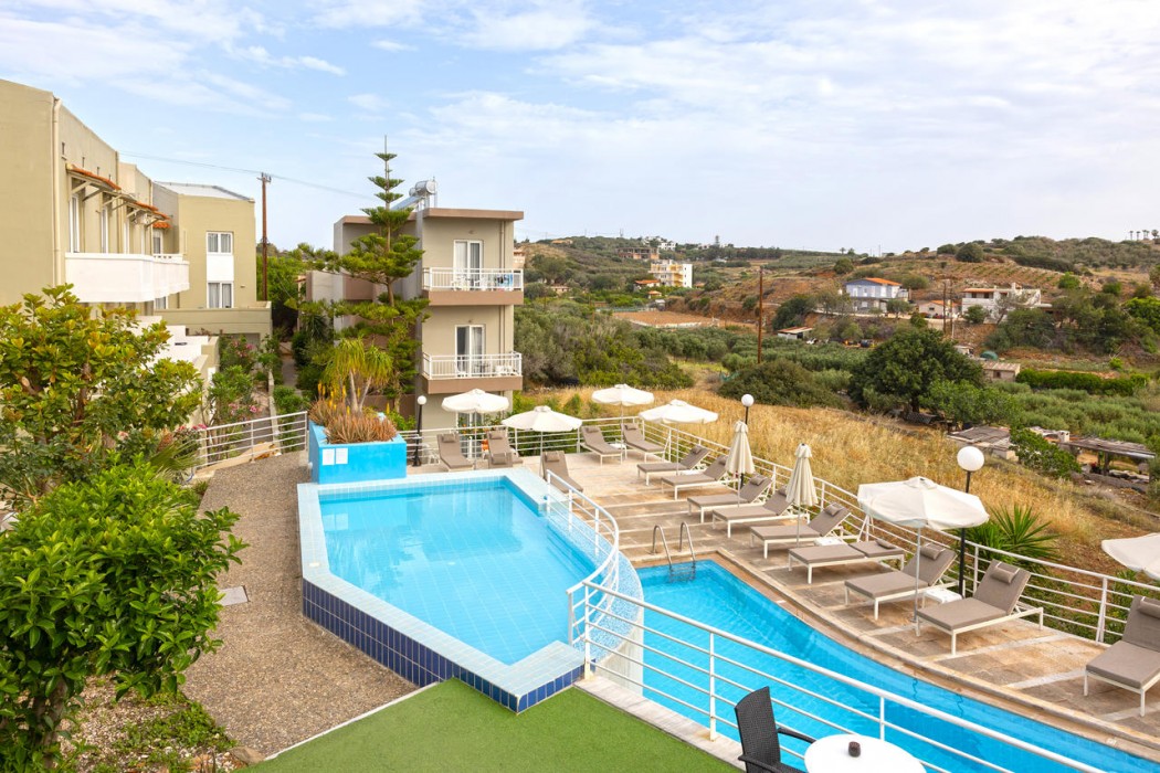 Pelagia Bay 38/74