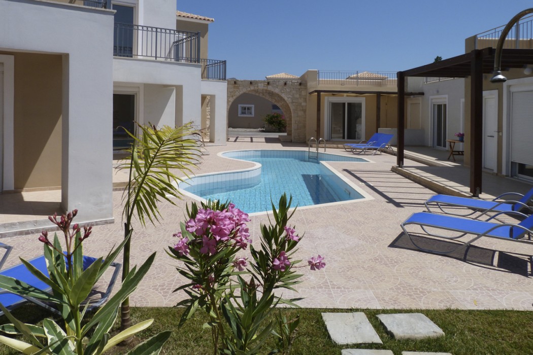 Azure Beach Seafront Villas 23/56