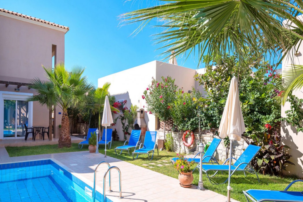Azure Beach Seafront Villas 24/56
