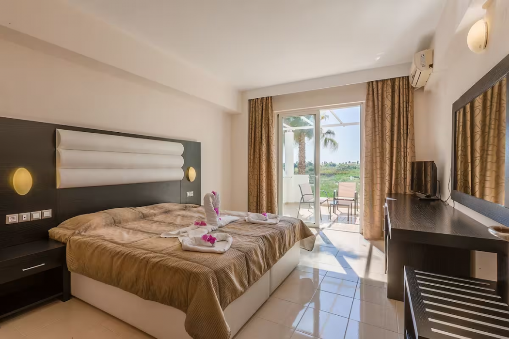 Room at Cavo D Oro Hotel, Marmari