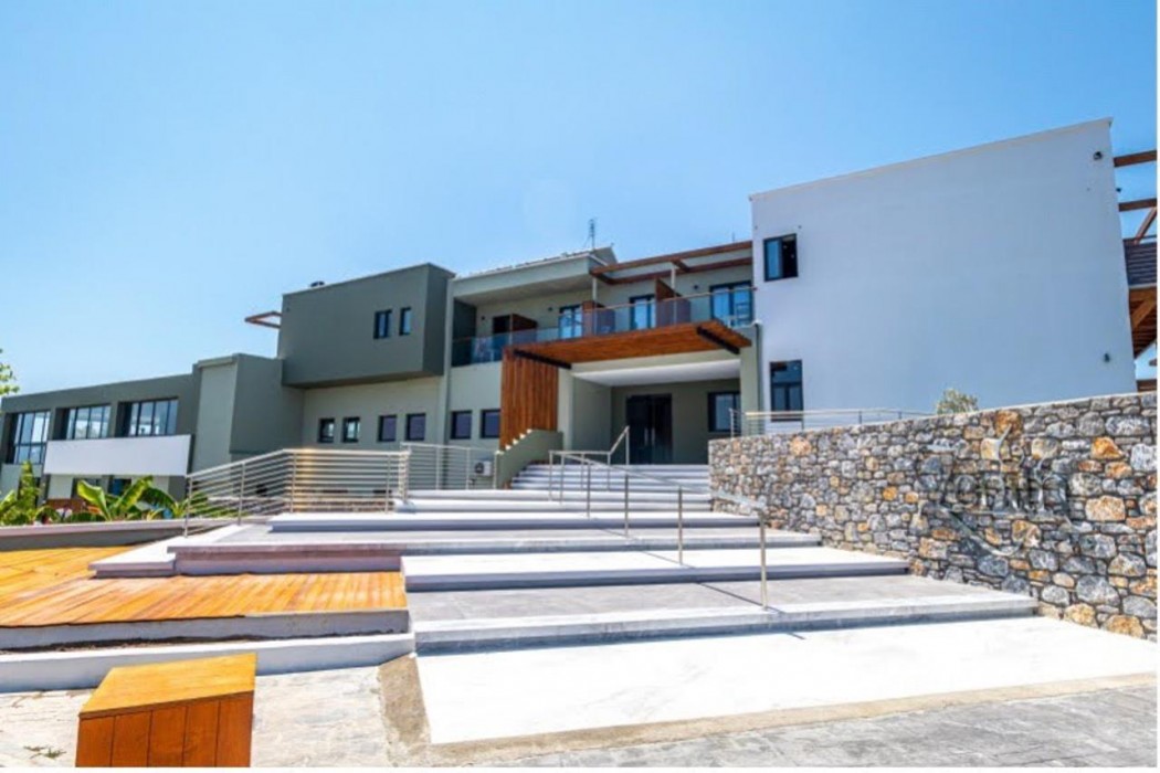 Gennadi Seaside Resort 46/77