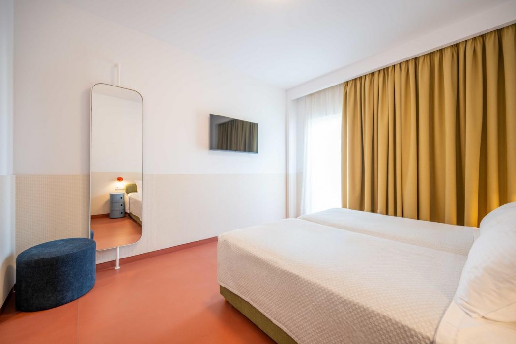 Orion Hotel 25/89