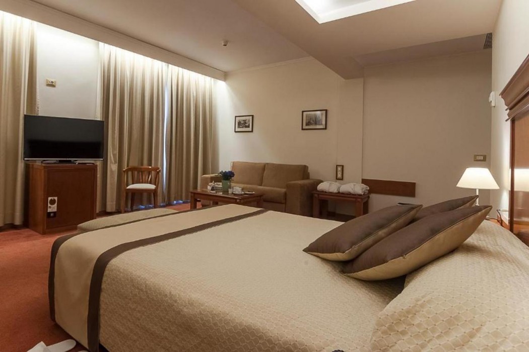 Ilissos Hotel 4/26