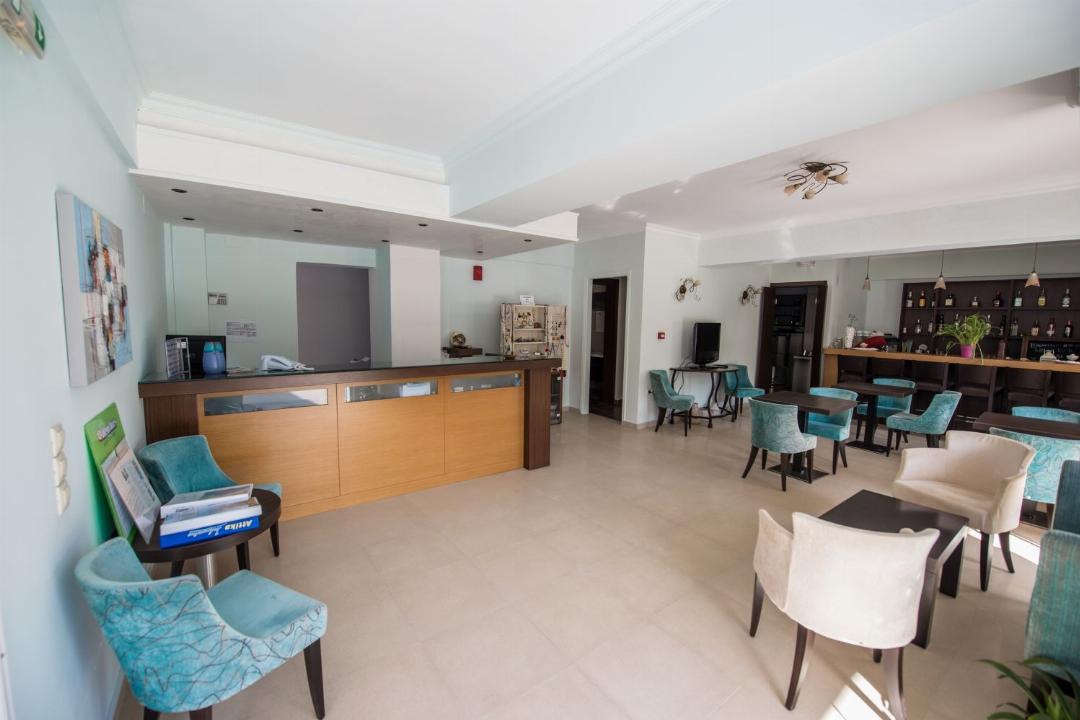 Ionis Hotel 14/42
