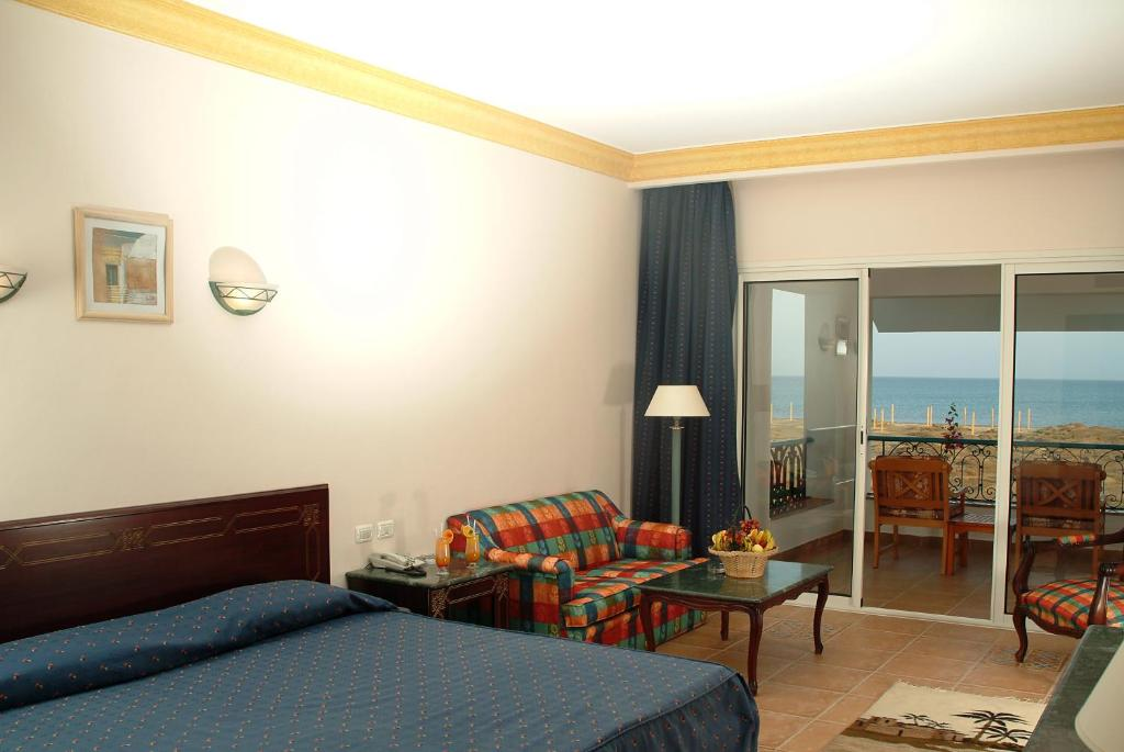 Lahami Bay Beach Resort And Gardens 12/79