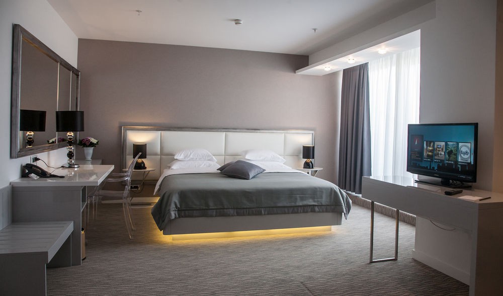 Aurel Hotel 10/55